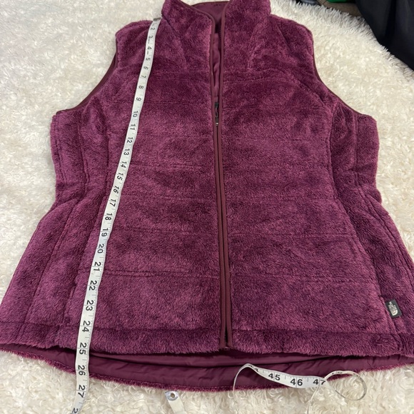 The North Face Women’s Reversible Vest Burgundy Full Zip Fur Jacket Sz Large - Picture 9 of 12